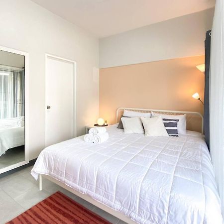 Cozy 1Br Walk To Bts And Airport Rail Link Close To Malls T Бангкок Экстерьер фото
