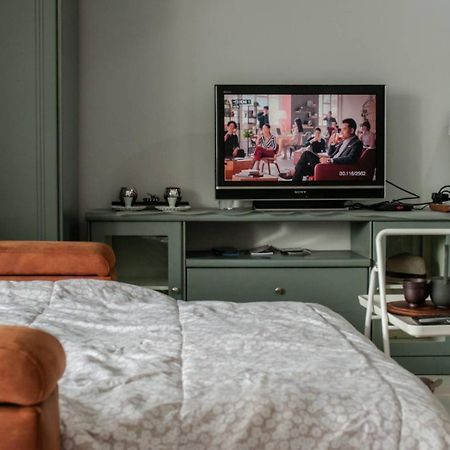 Cozy 1Br Walk To Bts And Airport Rail Link Close To Malls T Бангкок Экстерьер фото