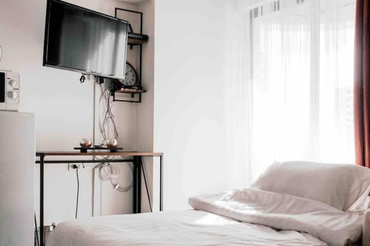 Cozy 1Br Walk To Bts And Airport Rail Link Close To Malls T Бангкок Экстерьер фото