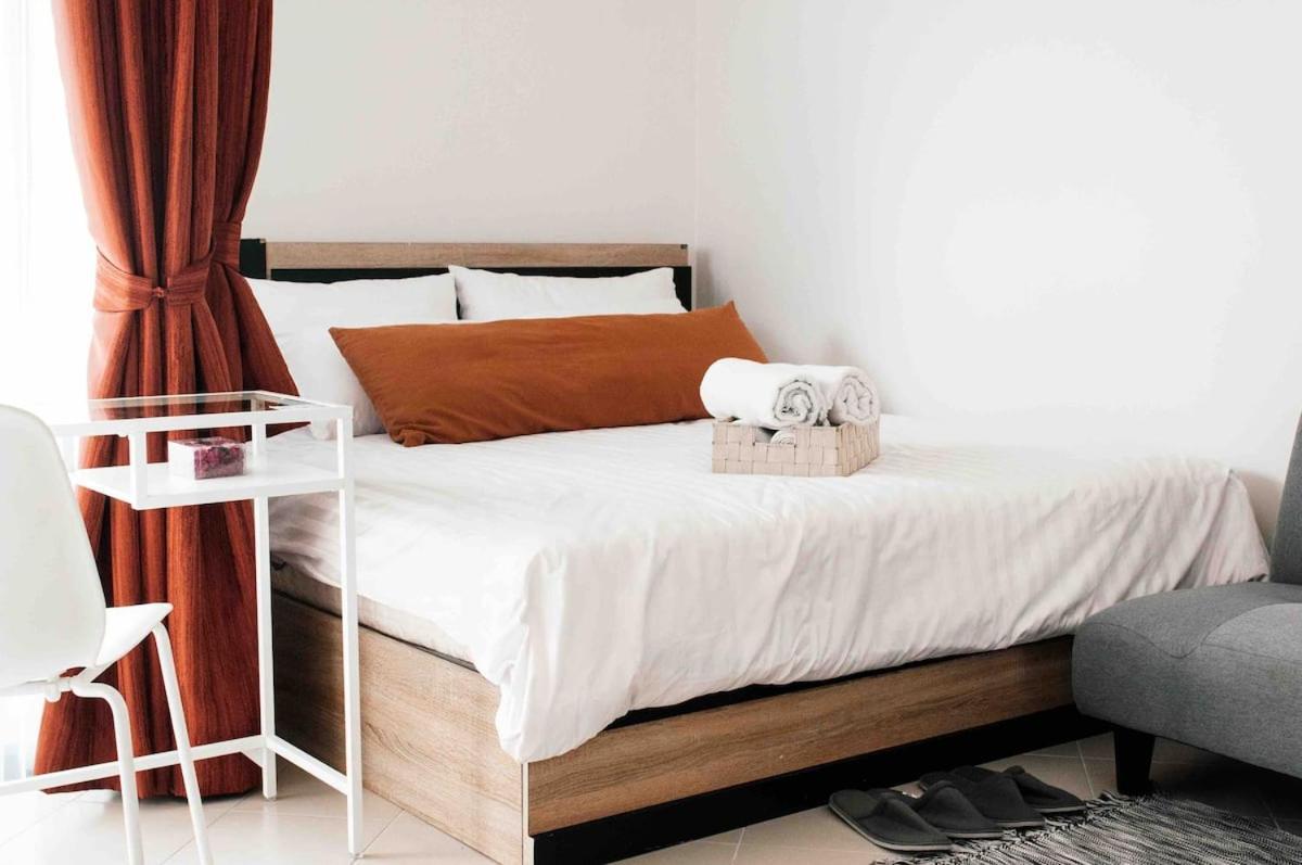 Cozy 1Br Walk To Bts And Airport Rail Link Close To Malls T Бангкок Экстерьер фото