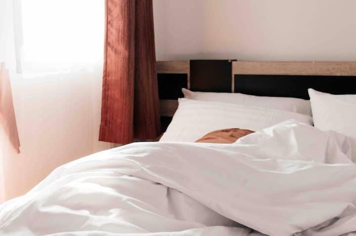Cozy 1Br Walk To Bts And Airport Rail Link Close To Malls T Бангкок Экстерьер фото