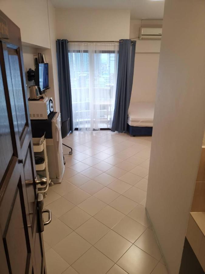 Cozy 1Br Walk To Bts And Airport Rail Link Close To Malls T Бангкок Экстерьер фото