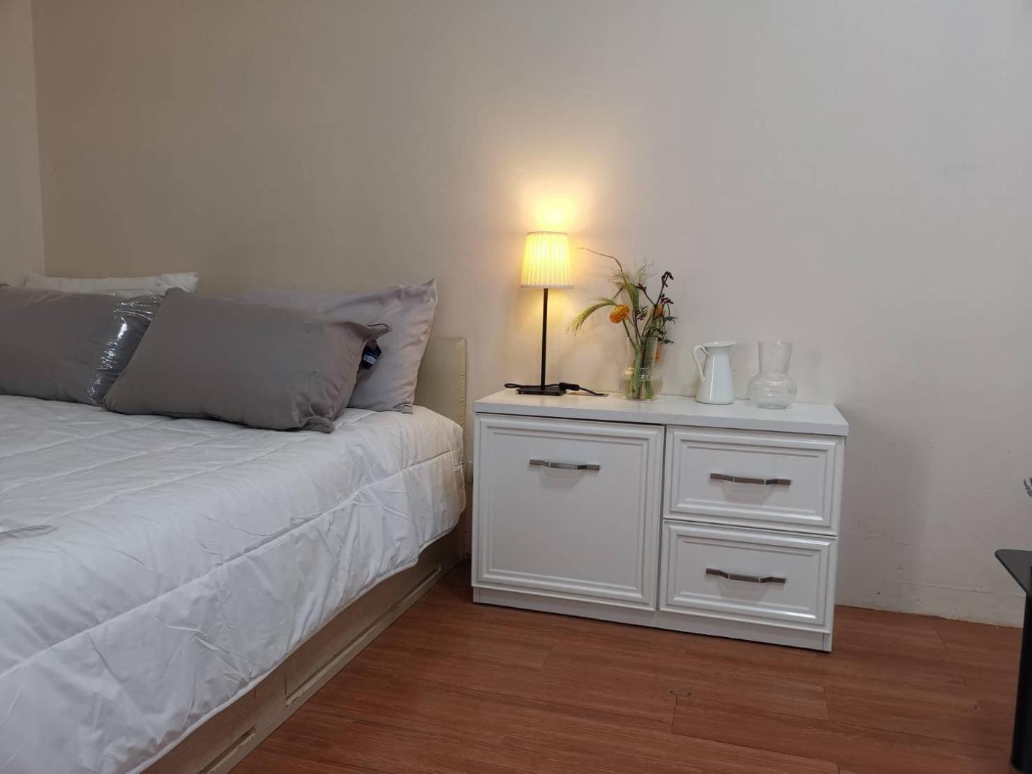 Cozy 1Br Walk To Bts And Airport Rail Link Close To Malls T Бангкок Экстерьер фото